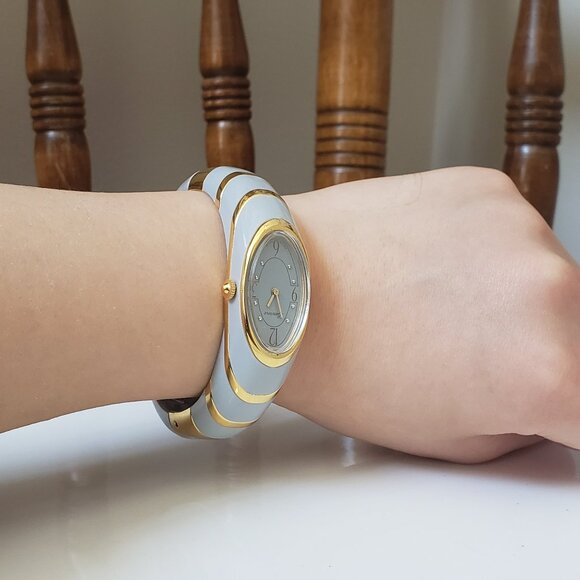 Vintage Alfex Swiss Gold and Gray Mechanical Bangle Watch - Picture 7 of 8